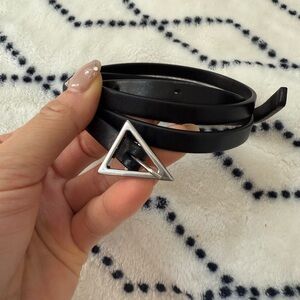Authentic Bottega Veneta Black Triangle Buckle Skinny Leather Belt (80% NEW)